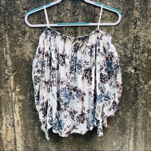 One Clothing LA Floral Off the Shoulder Top - Picture 7 of 7